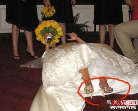 恶搞婚礼 搞笑老外笑死人